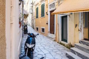 Moraitis Apartments