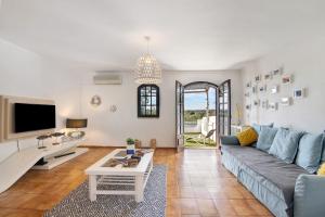 Altura Beach Villa