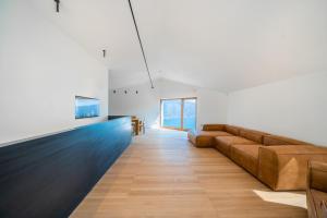 Villa Arias lake view