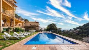 Costacabana - Villa Marysol