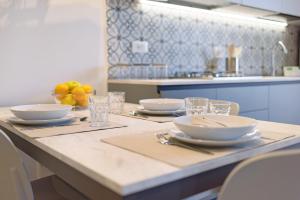 Victoria Apartments Family