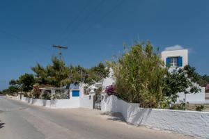 Maroulis Studios Naxos