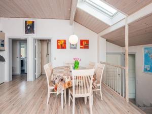 6 person holiday home in Hemmet
