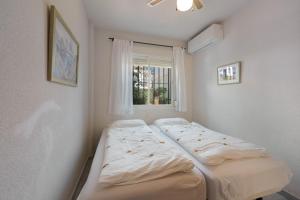 Beachside townhouse - Sleeps 8