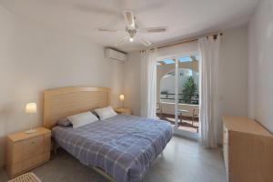 Beachside townhouse - Sleeps 8
