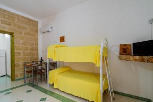 Domus mea salento Arazzo Giallo