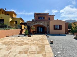 Villa Sunrise con giardino