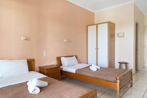 Sandy Maria studio 602