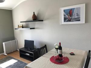 Sunshine Home - 300m To The Beach