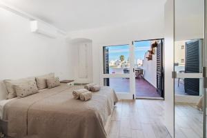 White Studio and Terrace