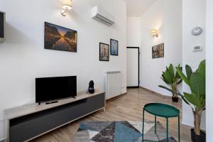 Modern Apartment Navigli - 3
