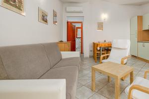 Trilocale con vista Tavolara img16