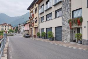 Luxury Lakefront Penthouse