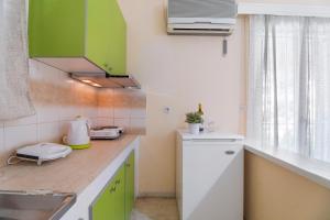 Tasoula Studio with mountain view