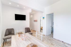Kassiopi Apartment 1