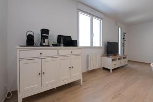 Tribord Bâbord Draps Parking Wifi