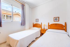 Casa en la playa con piscina Teresa