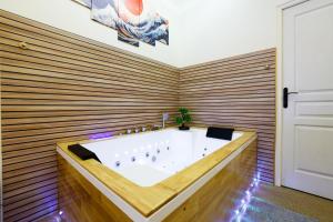 Zen Love Room Jaccuzzi Sauna