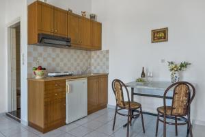 Frantzis Studio 6 Nisyros Island