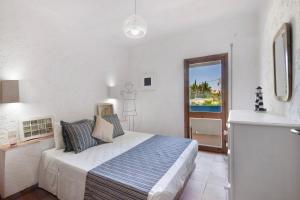 Santiago’s Oura House