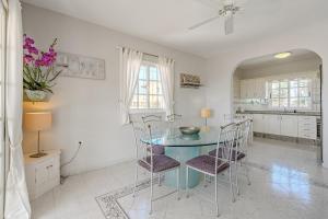 Villa el Yuka , heated pool