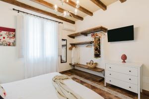 Le Giarre - Villa Con Piscina