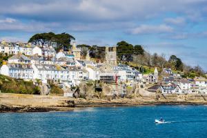 Town Quay, Fowey, Cornwall, PL23 1AT, England.