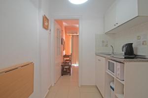 Andromaches large apartment 2