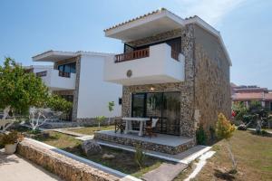 Mirage Arillas Studio Type A3