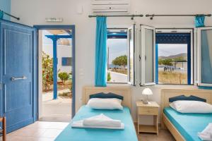 Studios Ninemia Serifos 1