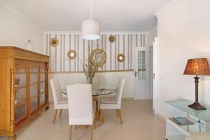 Pérola do Atlântico By the Sea