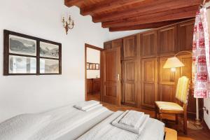 Au Petit Chevrot - Classic