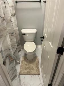 Brand New Updated Modern 2 bedroom Condo