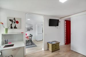 Villa Monica B