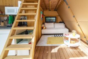 Tipi Lodge Glamp Marguerite