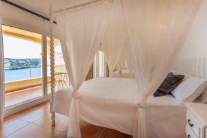 Ses Gavines In Cala Moragues