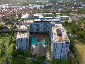 Modern 1-Bedroom Suite with Pool Access in Kamala, Phuket