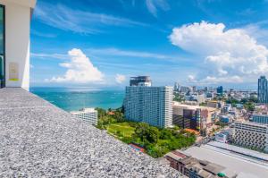 Central Pattaya Residence-The Base Condo