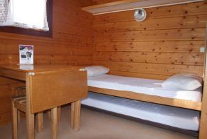 Campings Camping du Lac : photos des chambres