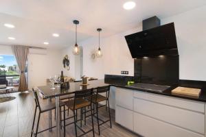 Flat 2 Bedrooms Cunha