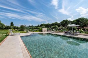 Abaye 6 Cabernet Charm Adults Only