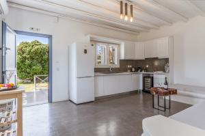 Ow Andros Suite 1,Private Whirlpool
