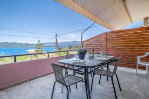 Tasoula Apartment with sea view 2