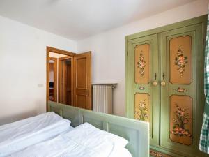 Ciasa Lino Sas da le Doudesc