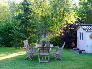 Villa with swimming pool near Durbuy