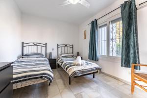 Superbly situated Vistamar