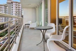 Dfm Happy Days A - Funchal