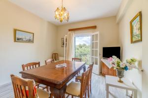 The Green Cottage 2