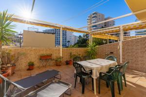 Family friendly patio and poolview