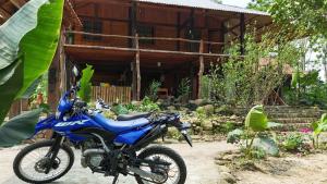Tay Na Bon Homestay & Travel